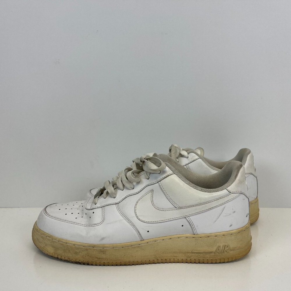 Nike Air Force 1 07 Low Shoes Leather Triple White Mens Size 12